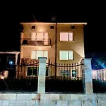 Apartment Statevi Guest Velingrad