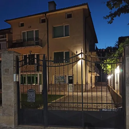 Statevi Guest Velingrado
