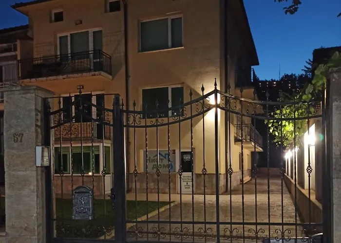 Statevi Guest Velingrad